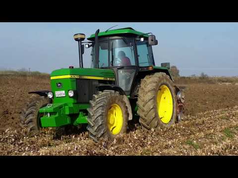 John Deere 3050