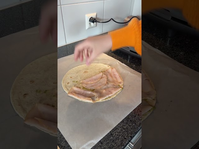 Video teaser per Review - Gorenje - Mini-Grill SM703GCG - Caroline