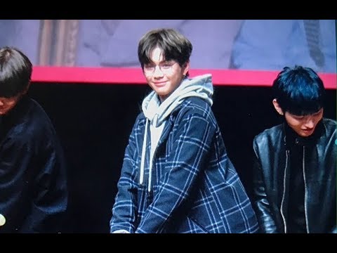 [ Kang daniel 강다니엘 ] 171118 Kang daniel at GANGNAM FANSIGN - Wanna One