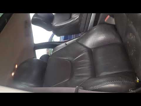 18C0319 - 2001 Volvo V70 AWD Cross Country - Passenger Right Front Power Seat