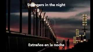 Frank Sinatra - Strangers In The Night (Subtitulada Inglés/Español)