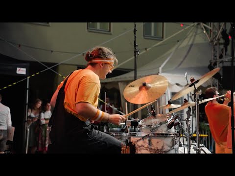 Sound Gurus - Flowers / I Will Survive (Live at Villacher Kirtag 2024)