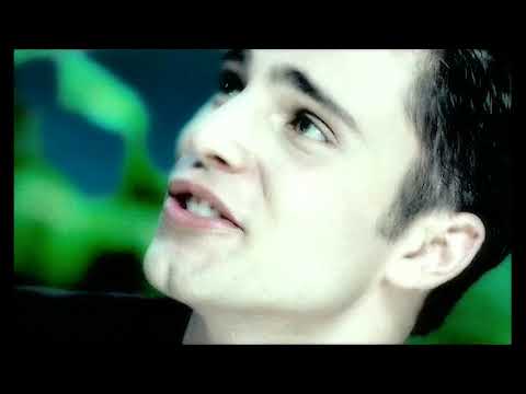 ALLAN THEO - EMMENE-MOI