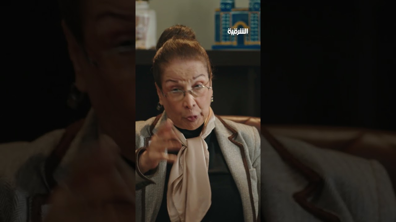 فيديو | أبوناصر يطلب اليوزر من طالبة بالصف