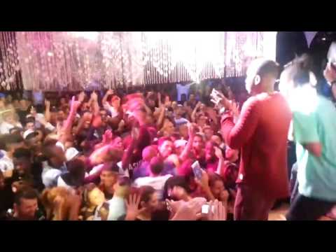 Les twins vs Christos Dantis Elena paparizou