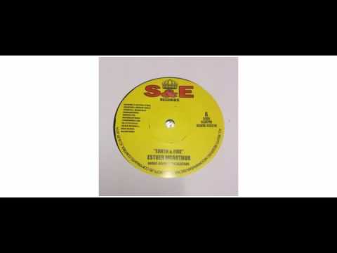 Esther Mcarthur - Earth & Fire - 7" - SE
