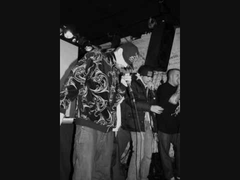 Thompa Feat. Arian & Ak - Bröderna vet.wmv