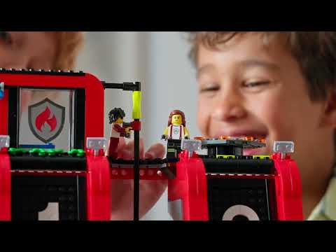 Конструктор LEGO City Пожарное депо с пожарной машиной (60414)