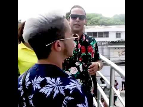 Mc Oloko feat Mc Pikeno No bloco Camburão da Alegria (OLINDA-PE)