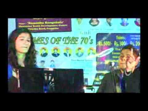Atha Mita Kasi Panam - Ronnie & Chulani feat. Chimes of The 70's