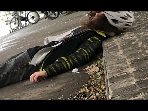 Your Story Kepler Gymnasium // Stabile Seitenlage