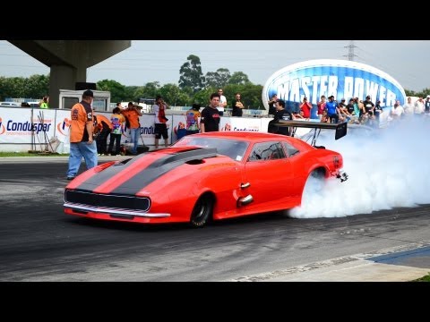Carro mais rápido do Brasil no 19º Festival Brasileiro de Arrancada