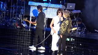 Rod Stewart and Jeff Beck - Rock My Plimsoul + Blues Deluxe - live - Hollywood Bowl - 9/27/19