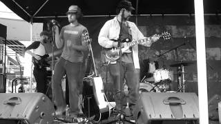 The Moondoggies   Ol' Blackbird 2012 08 24