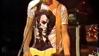 LOS NIKIS - Directo La Bola de Cristal (3/4)