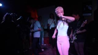 Save Me Hollywood - Lights, Camera, Action