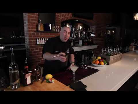 How to Make a White Cosmopolitan Drink