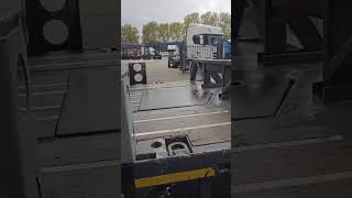 بيع العربات نصف المقطورة عربة مقطورة مسطحة منخفضة Meusburger MTS-3 - صورة 4 | Autoline SY العربات نصف المقطورة عربة مقطورة مسطحة منخفضة Meusburger MTS-3 | صورة 4 - Autoline