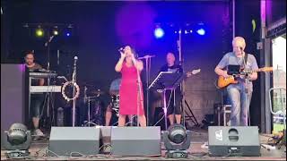 Video Lady Gaga "Always Remember Us This Way" | Kontakt (LIVE)