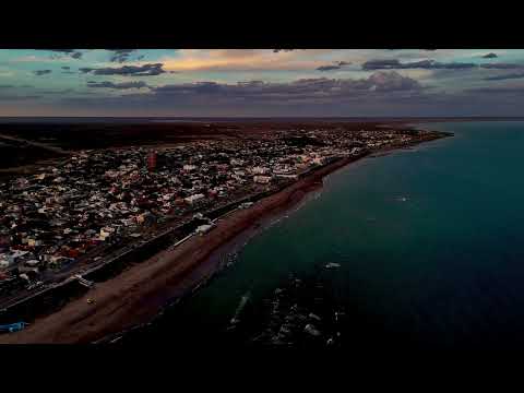 EXTRAORDINARIO ATARDECER EN LAS GRUTAS, SAN ANTONIO OESTE, RIO NEGRO, PATAGONIA ARGENTINA.