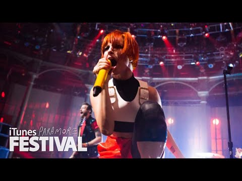 Paramore - CrushCrushCrush -(iTunes Festival 2013)- [HD]