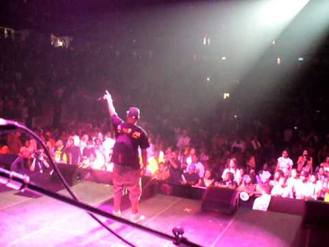 F.L.Y. Swag Surfin @ 102JAMZ SuperJam 2009