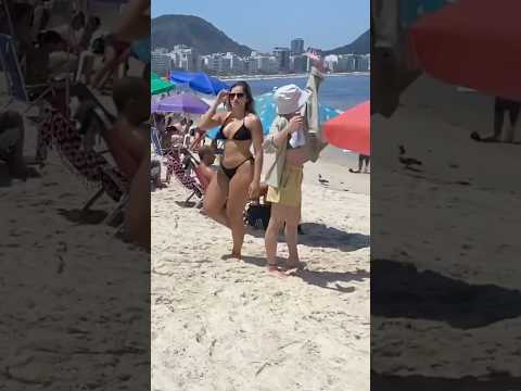 🇧🇷 Copacabana Beach a beautiful day