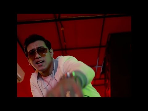 Shwe Htoo - Silent ( Feat : Mood ) [ Official Music Video ]