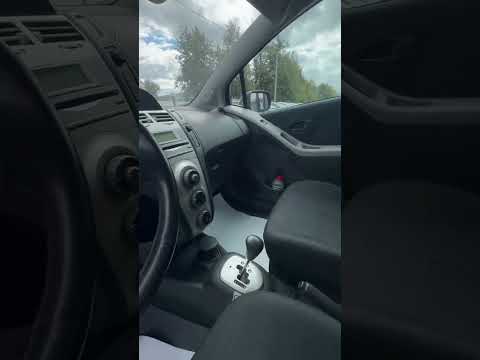 фото toyota yaris ii 0