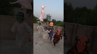 Oh no monkey scary cat vs chucky venom spiderman