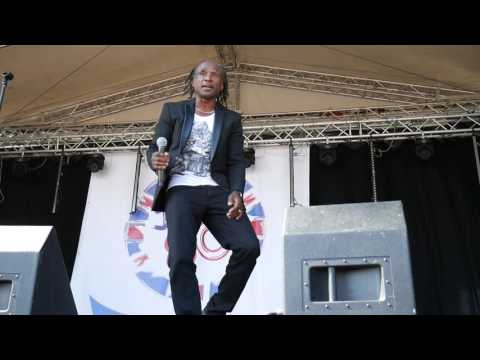 Everybody's Laughing - Phil Fearon