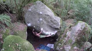 Video thumbnail de Realist, 8a+. Fontainebleau