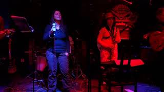 Video Mari K. - Park, D. B. @ Modrá Vopice, SmyslFest, 3. 5. 2019