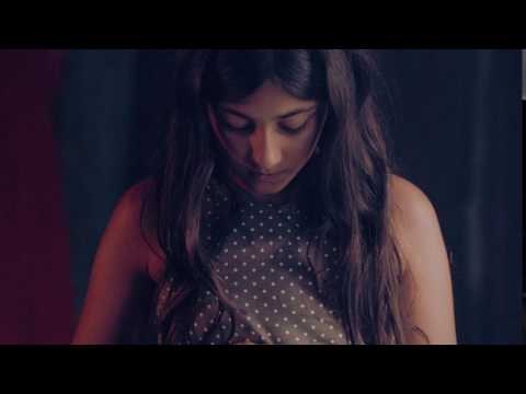 Ta ställning för att inga barn ska tvingas föda barn (15 s)