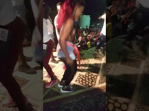 Rozay of KME enjoyed her stay in Makeni City. YOYO NETWORK