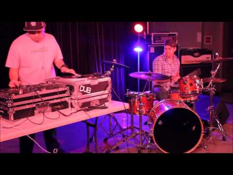 DJ Happee X Michael O'Neal practice session (live drums with trap beats)
