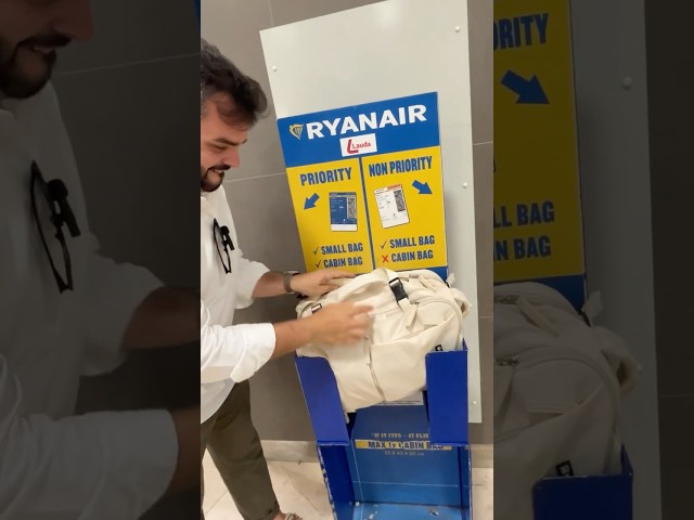 Vídeo relacionado con AUTOZOCO Llavero metálico en forma de avión, cromado, Modelo aviación, piloto, viaje, ryanair, viajeros, Metálico