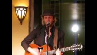 Keith Harkin @ Ceolta's Irish Pub, Harrisburg PA, March 28, 2013 singing "My Love Goes On"