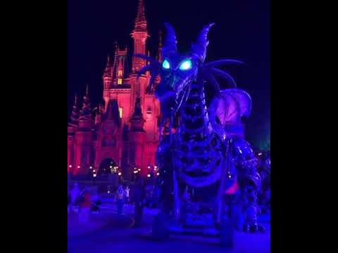 Maleficent's Fiery Prowl Character Cavalcade at Disney After Hours Boo Bash