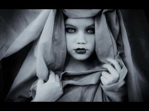 Paul Dinletir - Entrance of the Stars