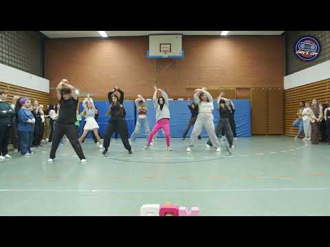 [Reupload 14.01.23] KDOB Vol.18 - Random Dance