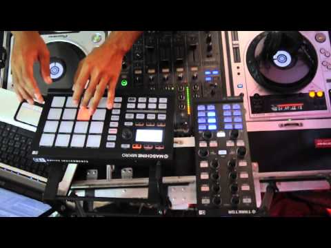 DJ OR ZIV Playing 