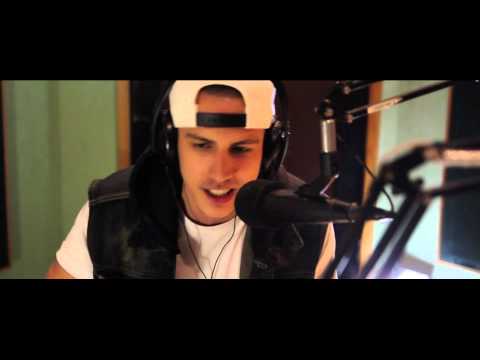 Verbill - Live on Phat-Tape Hip Hop Show 102.1FM [VIDEO]