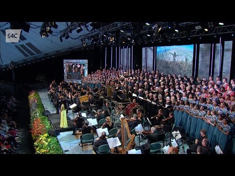 Christopher Tin Conducts "Baba Yetu" (Live at Llangollen)