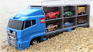 13 minicars & blue convoy! Play on the lake
