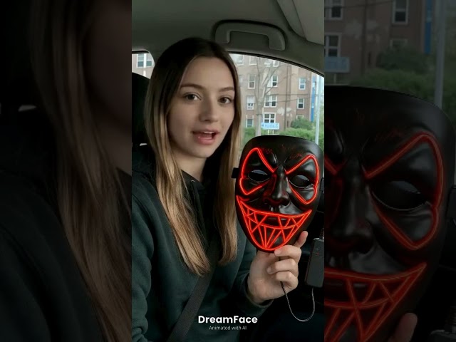 Vídeo relacionado con DreamsEden Chaqueta de piel con luces LED, disfraz de rave intermitente para Halloween, Navidad, fiesta brillante (XXL)