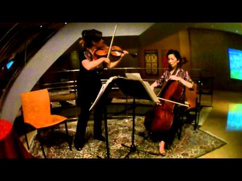 Li-Ling Wang (cello) & Machiko Ozawa (violon)