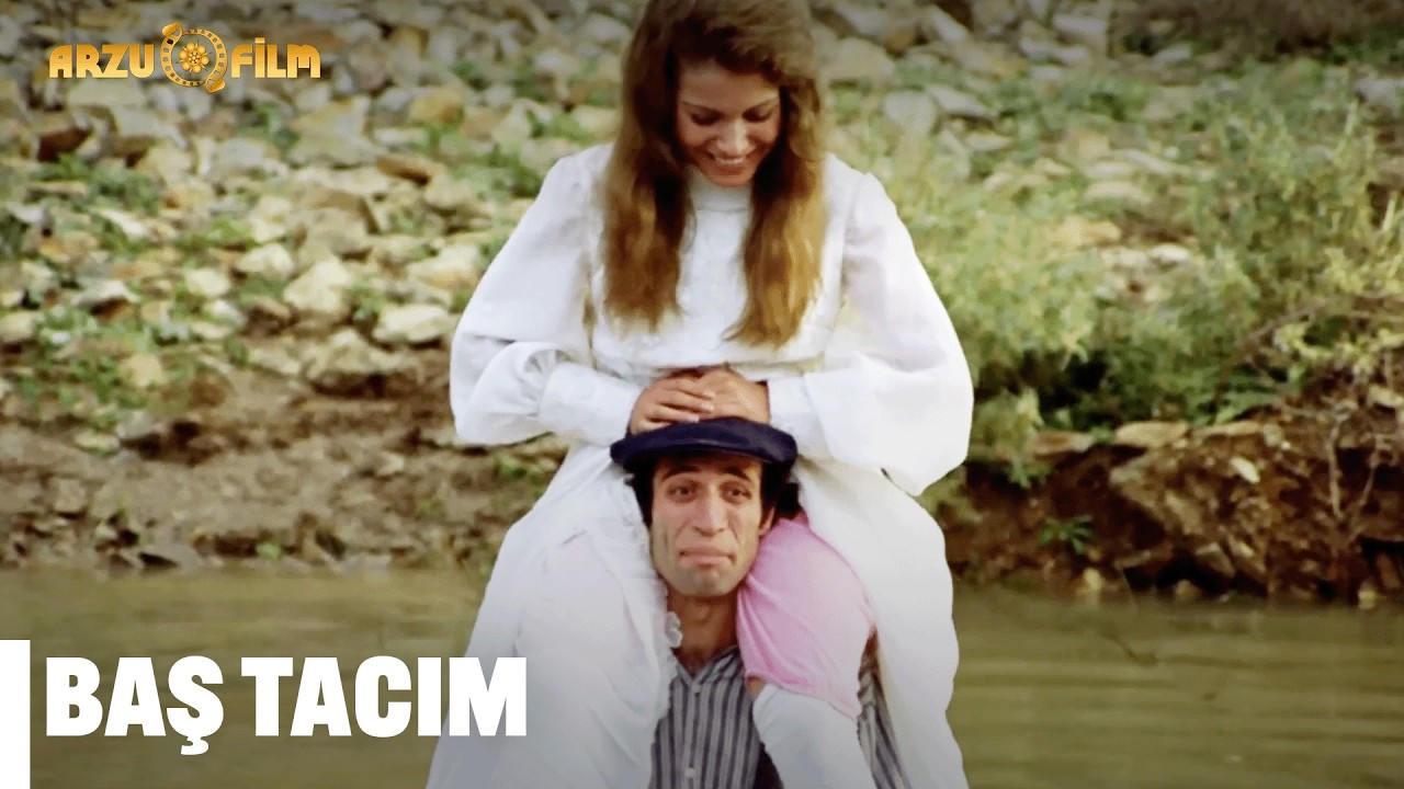 Sevdiceğim Başımın Üstünde Yeri Vardır - Salako