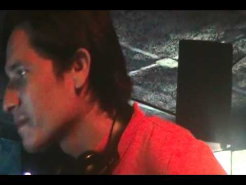 RENATO ALVA  -  Apertura del concierto de Rayo Cósmico