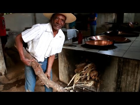 Lucas Pereira Lima and Karina e Guilherme
